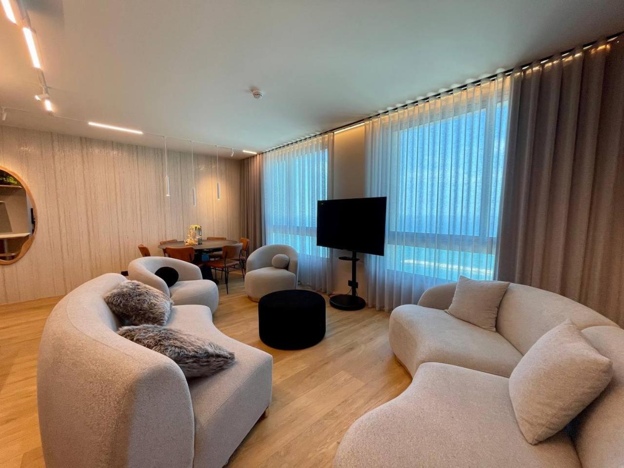 C Tower Apartments Netanya Exteriör bild